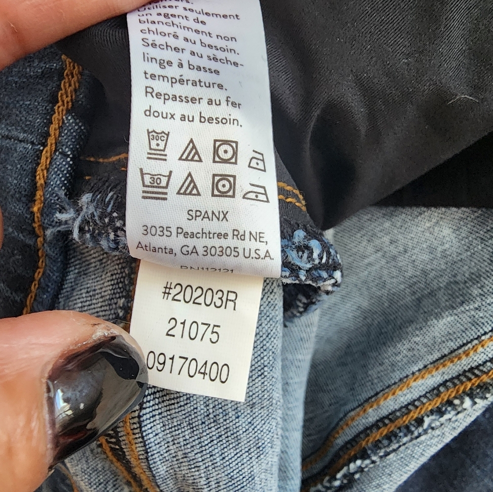 SPANX Distressed Ankle SkinnyJeans Size Medium, Medium Wash - Picture 9 of 16